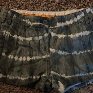 Tory Burch High Waist Tie-Dye Shorts - Dark Green and White
